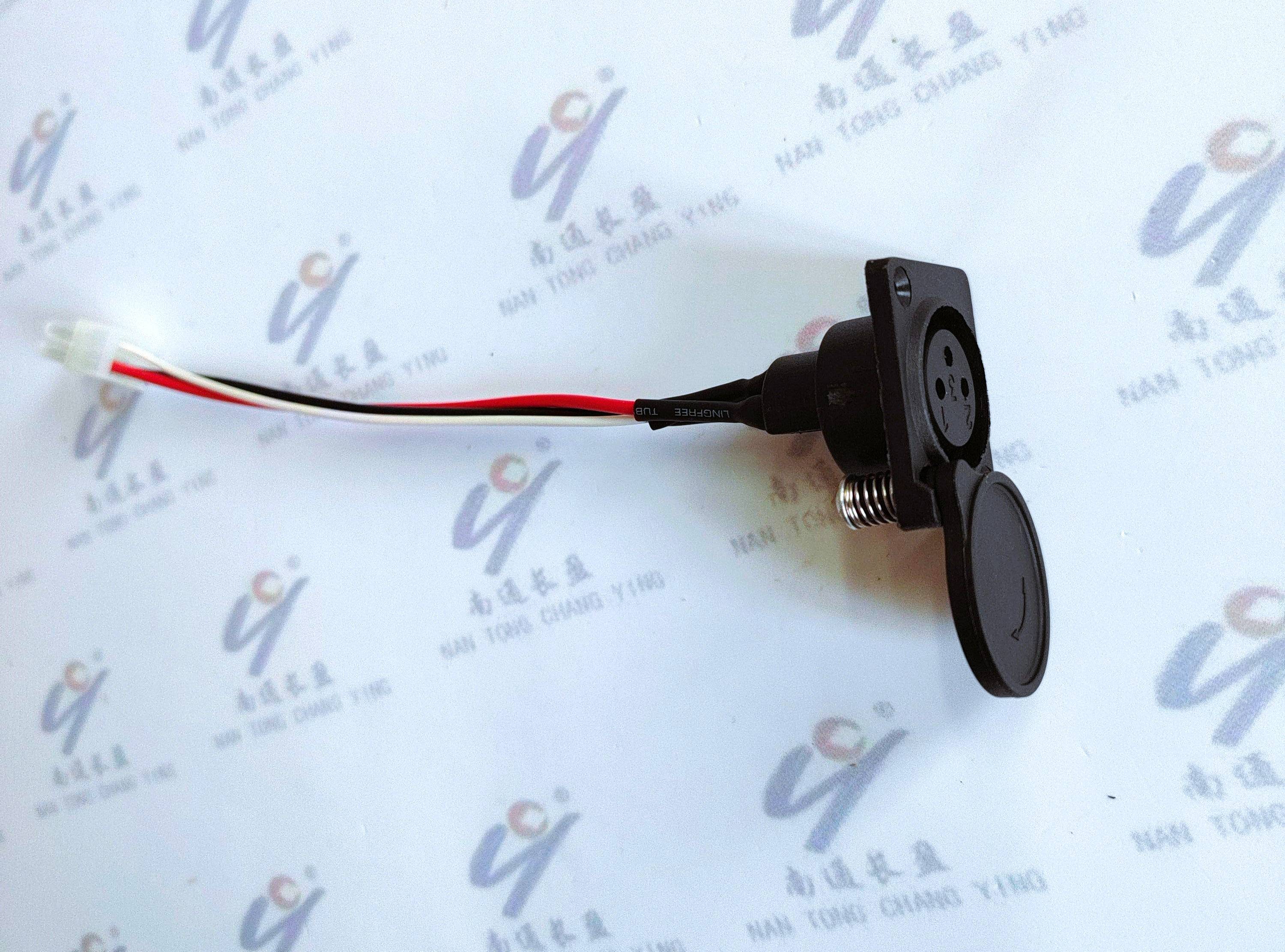 CY0028-002 代步車充電線